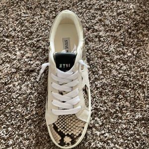 Brand new Philosophy Gold Snake sneakers